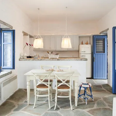 Blue Window House 公寓 Otziás
