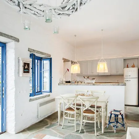 Blue Window House *