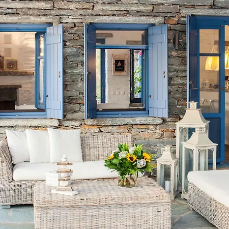 Blue Window House *